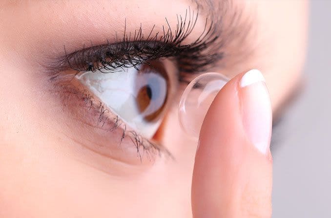 Профессиональный подбор контактных линз: почему это важно
