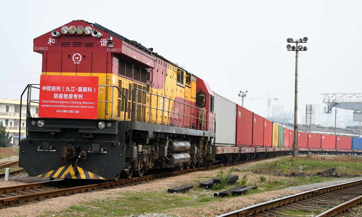 Международные перевозки из Китая: важность обращения к надежному партн